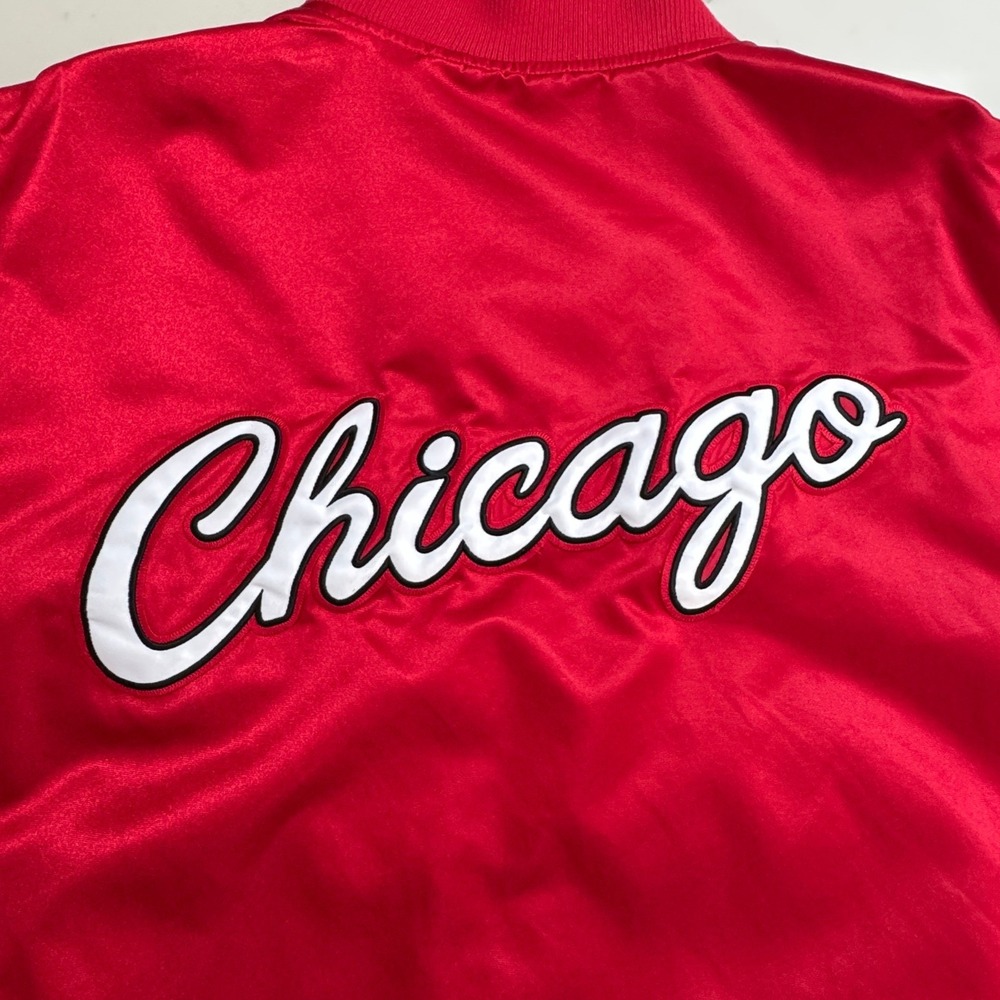 Chicago Bulls Starter Jacket Mens XXL Red Satin Varsity Snap Button Windy City - Picture 14 of 14